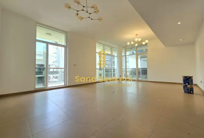 151910042 - Property Image 2