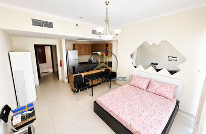 Apartment - Studio - 1 Bathroom for rent in Burj Al Nujoom - Downtown Dubai - Dubai Apartment - Studio - 1 Bathroom for rent in Burj Al Nujoom - Downtown Dubai - Dubai