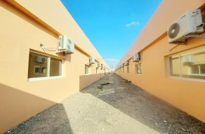 Labor Camp - Studio - 7+ Bathrooms for rent in Wadi AL AIN 1 - Al Noud - Al Ain