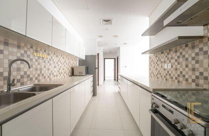 Apartment - 2 Bedrooms - 3 Bathrooms for sale in Vezul Residence - Business Bay - Dubai