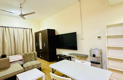 Apartment - Studio - 1 for rent in Al Helal Al Zahaby Building 1 - International City Phase 2 - Al Warsan 4 - Al Warsan - Dubai
