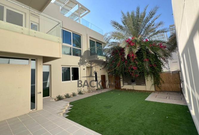 57773200 - Property Main Image