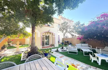 فيلا - 2 غرف نوم - 3 حمامات للايجار في الينابيع 6 - الينابيع - دبي