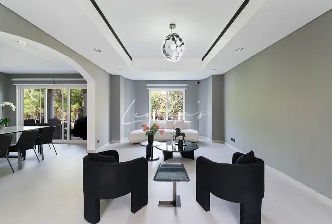158714867 - Property Image 2