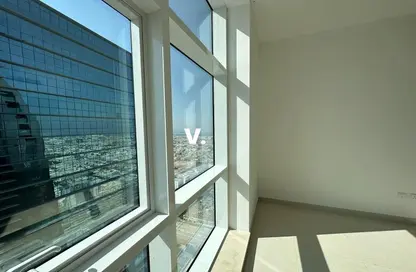 Apartment - 1 Bedroom - 2 Bathrooms for rent in Duja Tower - Sheikh Zayed Road - Dubai
