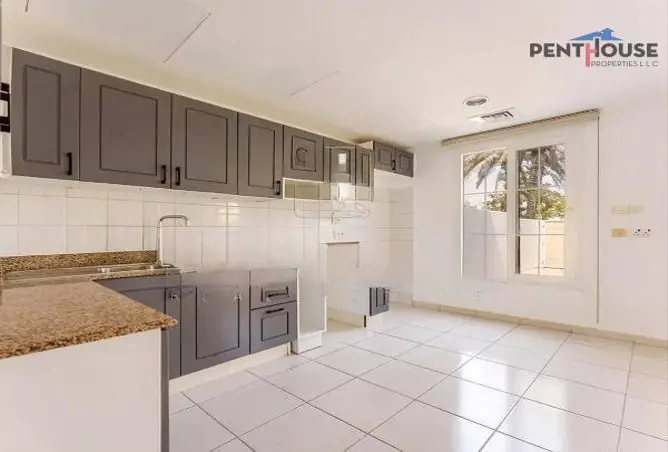 161889877 - Property Image 2