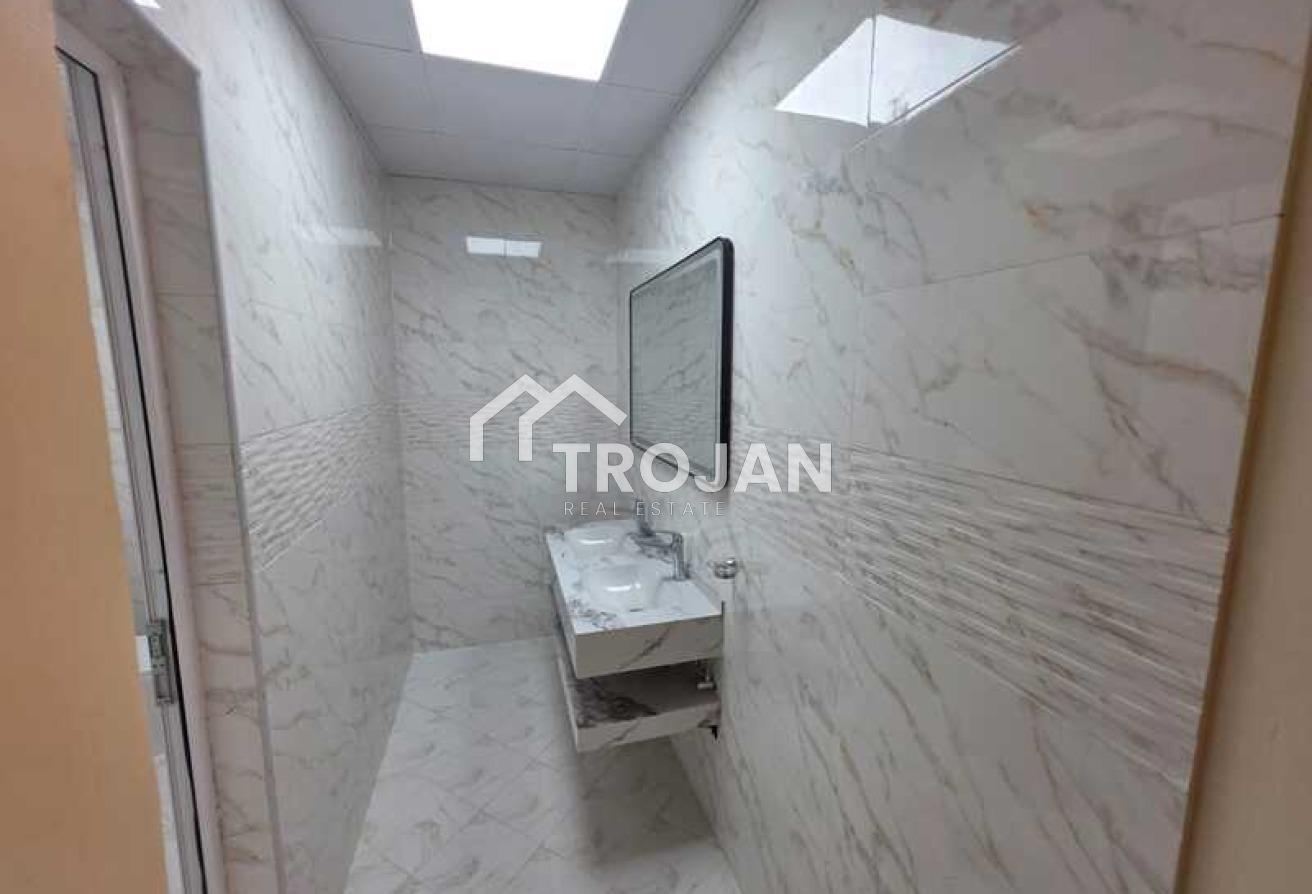 Negotiable | New 5BR Villa | Maid & Driver photo 12