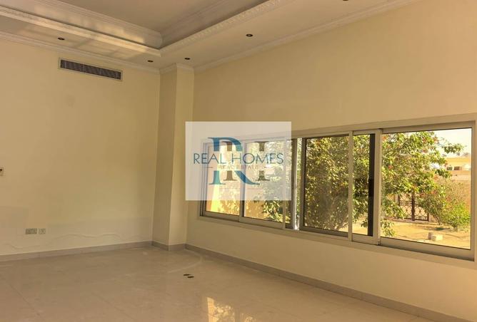 53171895 - Property Image 2