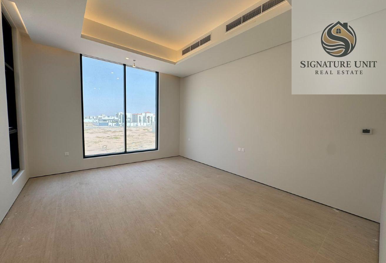 Brand New | 5BR Villa with Driver | 3 Parking photo 10