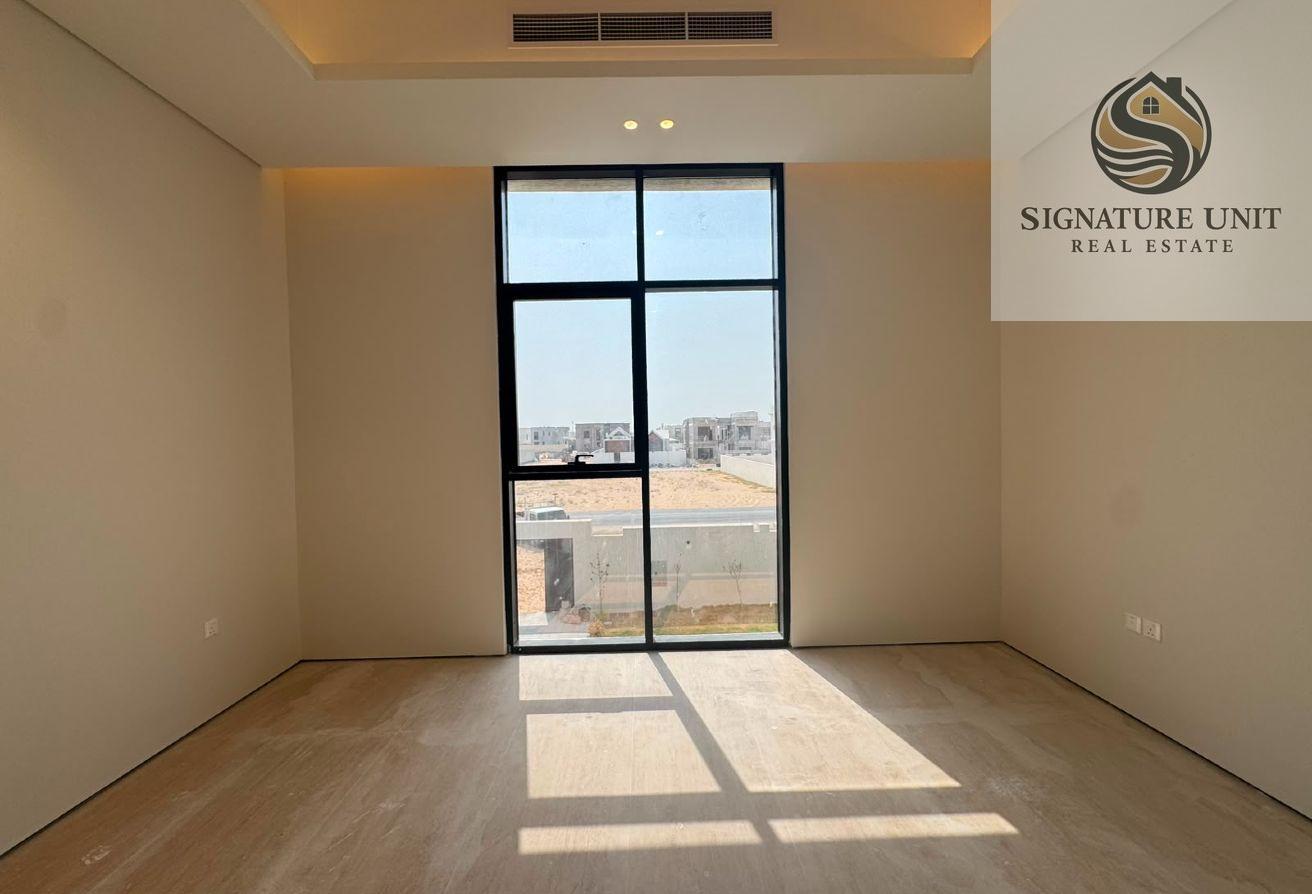 Brand New | 5BR Villa with Driver | 3 Parking photo 12