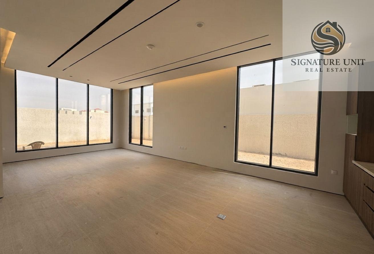 Brand New | 5BR Villa with Driver | 3 Parking photo 6