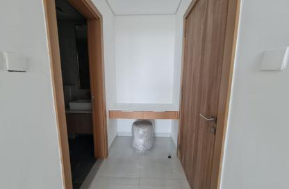 Apartment - 1 - 2 for rent in Blue Waves Tower - Dubai Land Residence Complex - Dubai Apartment - 1 - 2 for rent in Blue Waves Tower - Dubai Land Residence Complex - Dubai