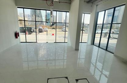 Shop - Studio - 1 Bathroom for rent in New Al Taawun Road - Al Taawun - Sharjah