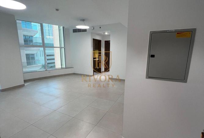 1 BHK | 6 CHEQUES | 15 DAYS GRACE PERIOD photo 3