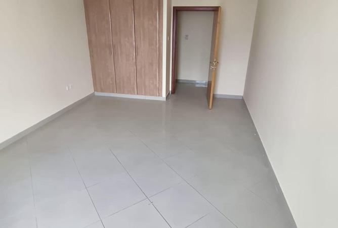 73111791 - Property Image 3