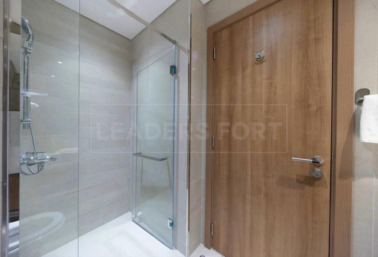 Fully Furnished | Beachfront Living | Vacant Now photo 8