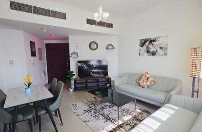 Apartment - 1 Bedroom - 2 Bathrooms for rent in Capital Tower - Al Majaz - Sharjah