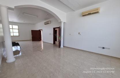 Villa - 3 Bedrooms - 5 Bathrooms for rent in Al Zaafaran - Al Khabisi - Al Ain
