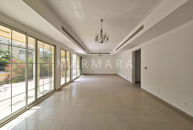 77686515 - Property Image 3