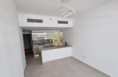 شقة - غرفة نوم - 1 حمام للايجار في لا بيرلا بلانكا - منطقة 15 - قرية جميرا الدائرية - دبي