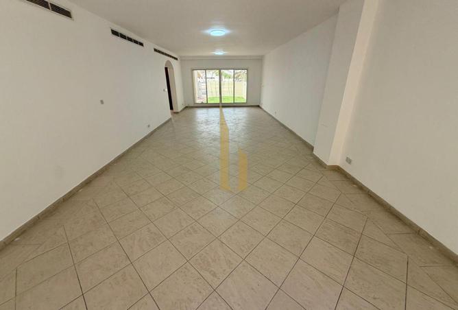 107726373 - Property Image 3