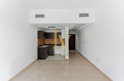 Apartment - Studio - 1 for rent in Hanover Square - District 10 - Jumeirah Village Circle - Dubai Apartment - Studio - 1 for rent in Hanover Square - District 10 - Jumeirah Village Circle - Dubai