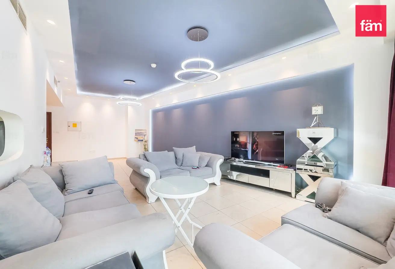 151370359 - Property Main Image