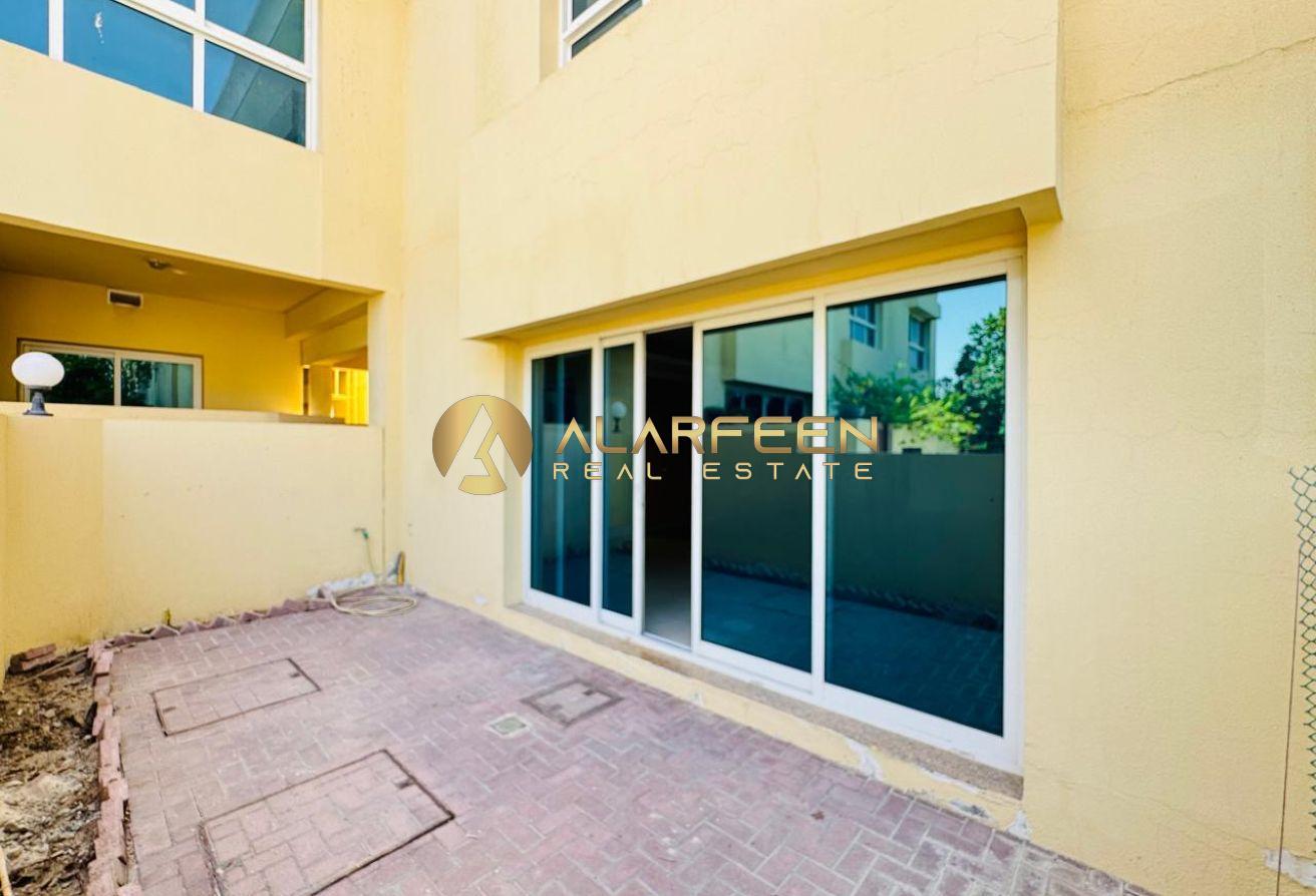 5 Bedroom | Compound Villa | Shared pool and Gym photo 16