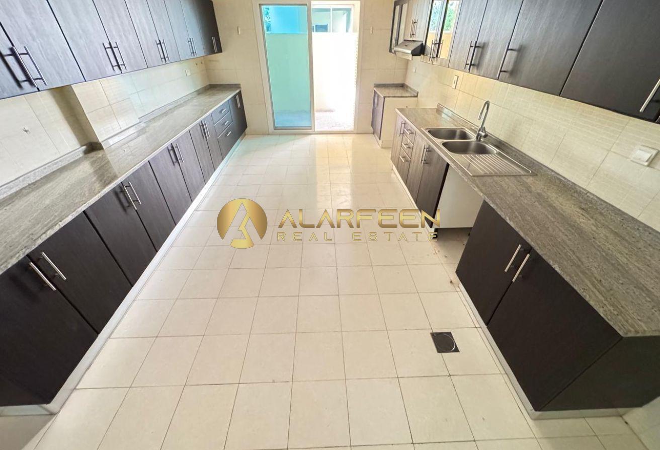 5 Bedroom | Compound Villa | Shared pool and Gym photo 9