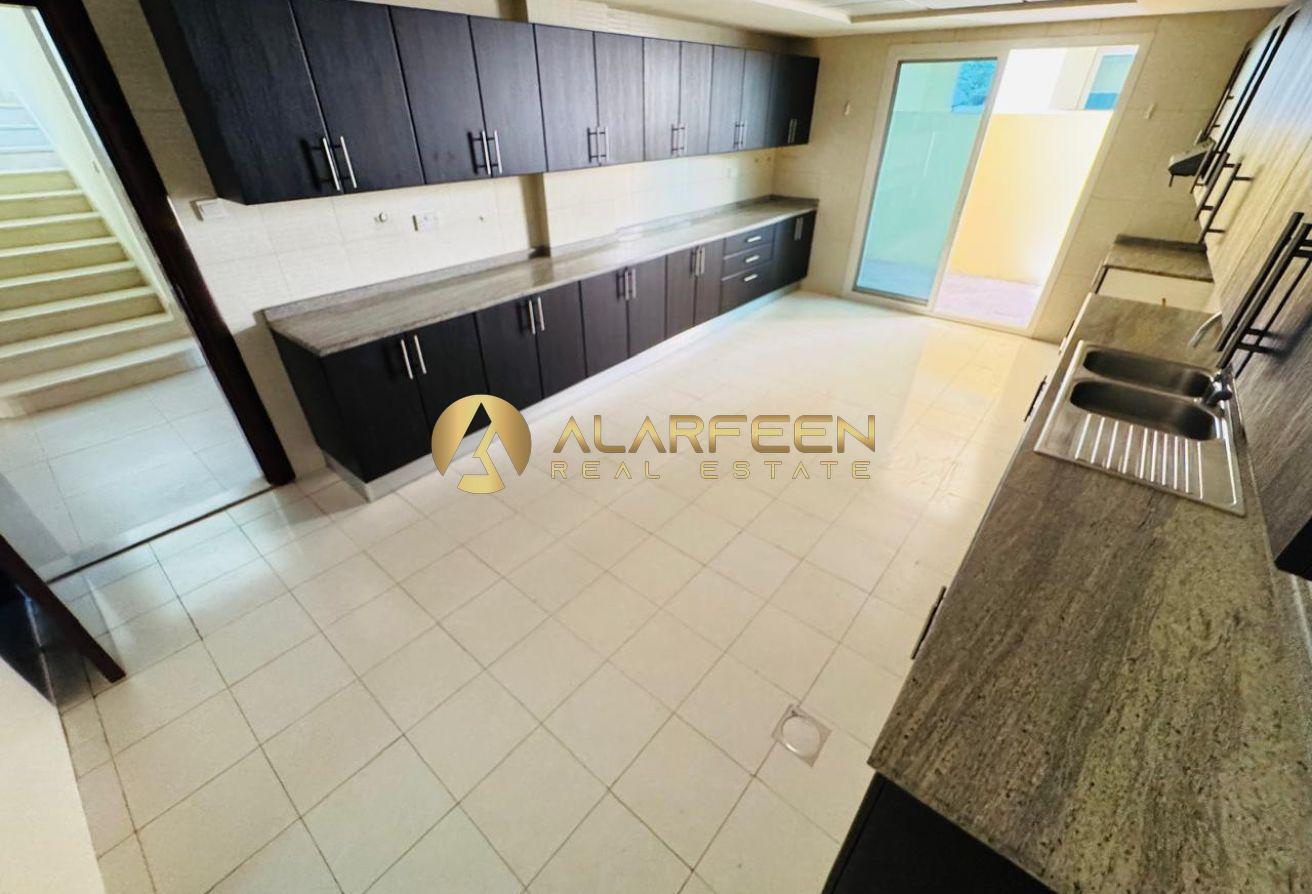 5 Bedroom | Compound Villa | Shared pool and Gym photo 15