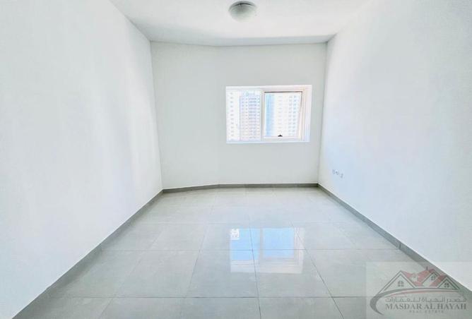 54396139 - صورة العقار 3