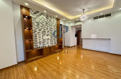 Apartment - 3 Bedrooms - 4 Bathrooms for sale in Zahra Apartments 1A - Zahra Apartments 1 - Zahra Apartments - Town Square - Dubai