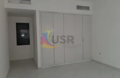 شقة - غرفة نوم - 2 حمامات للايجار في منخول - بر دبي - دبي