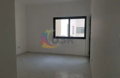 Apartment - 1 Bedroom - 2 Bathrooms for rent in Mankhool - Bur Dubai - Dubai