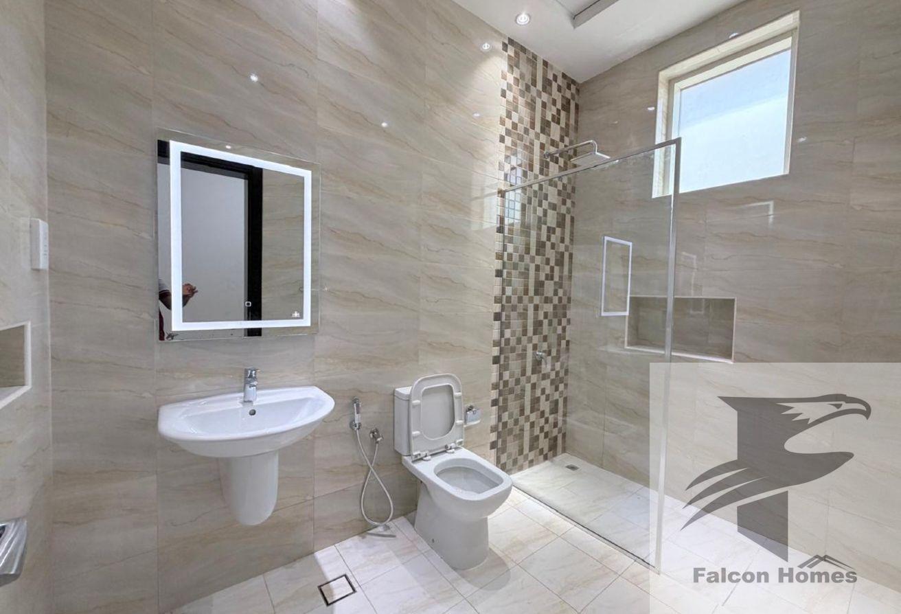 Spacious 4BR Villa with Garden Area | Single Floor photo 5