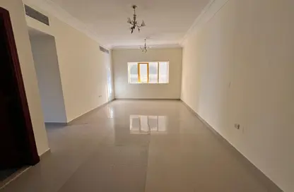 Apartment - 2 Bedrooms - 2 Bathrooms for rent in New Al Taawun Road - Al Taawun - Sharjah