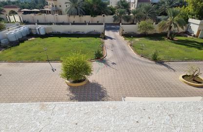 Villa - 5 Bedrooms - 6 Bathrooms for rent in Al Mnaizlah - Falaj Hazzaa - Al Ain