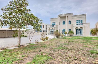 Villa - 5 Bedrooms - 7 Bathrooms for rent in Nad Al Sheba 4 - Nad Al Sheba - Dubai