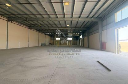 Warehouse - Studio - 1 for rent in Al Jlail - Al Sajaa - Sharjah