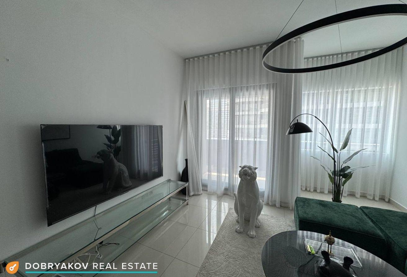 Vacant | High floor | Furnished photo 4
