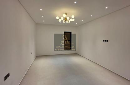 Villa - 4 Bedrooms - 6 Bathrooms for rent in Al Helio 2 - Al Helio - Ajman