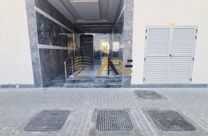 Whole Building - 7+ - 7+ for sale in AlFalah - Muwaileh Commercial - Sharjah Whole Building - 7+ - 7+ for sale in AlFalah - Muwaileh Commercial - Sharjah