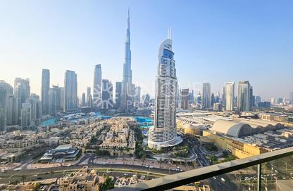 Apartment - 2 - 2 for rent in Burj Royale - Downtown Dubai - Dubai