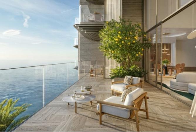 Ultra luxury 5 bed |water canal view |Private pool