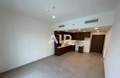 شقة - 2 غرف نوم - 2 حمامات للايجار في مساكن الدبلوماسيين - تاون سكوير - دبي