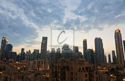 Apartment - 2 Bedrooms - 2 Bathrooms for rent in Burj Royale - Downtown Dubai - Dubai