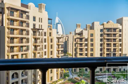 Apartment - 2 Bedrooms - 3 Bathrooms for rent in Al Jazi 3 - Madinat Jumeirah Living - Umm Suqeim - Dubai