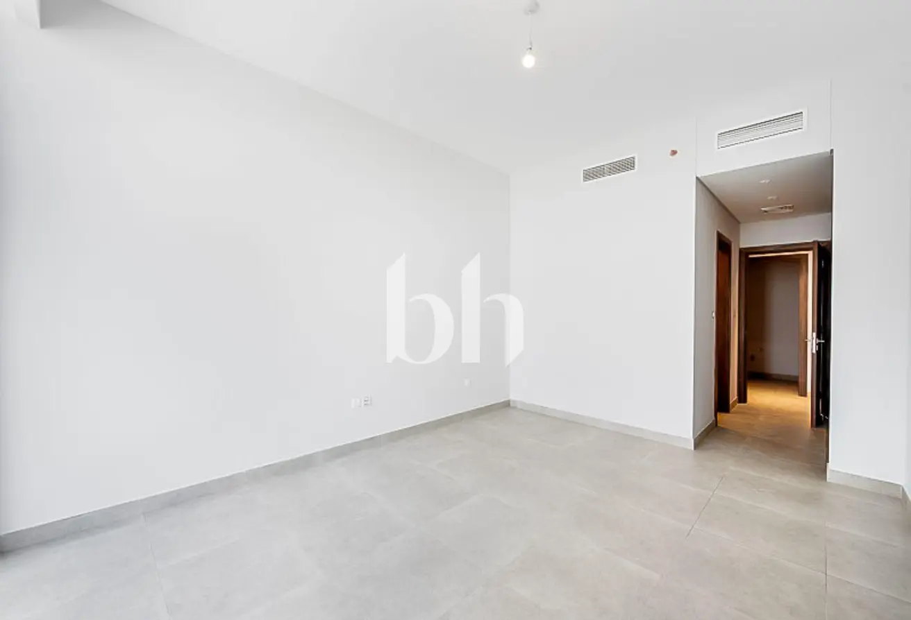 155997443 - Property Main Image