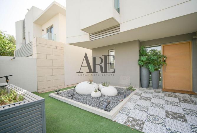 73775398 - Property Main Image