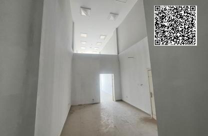 عمارة بالكامل - استوديو - 3 للبيع في الياسمين 1 - الياسمين - عجمان